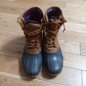 Duck boots